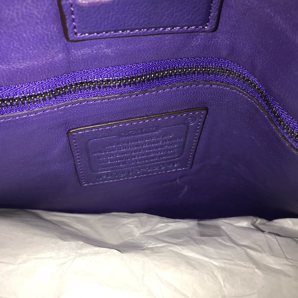 Coach Brown “Alligator” Bag - Picture 5 of 6